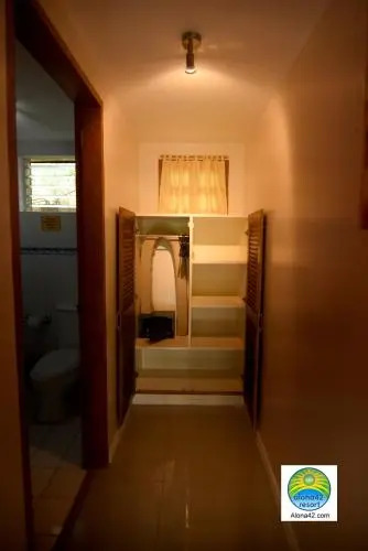 Alona42 Resort
