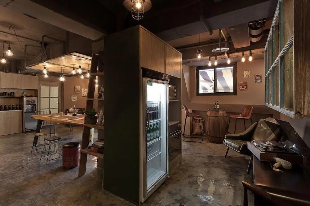 Ximen Wow Hostel