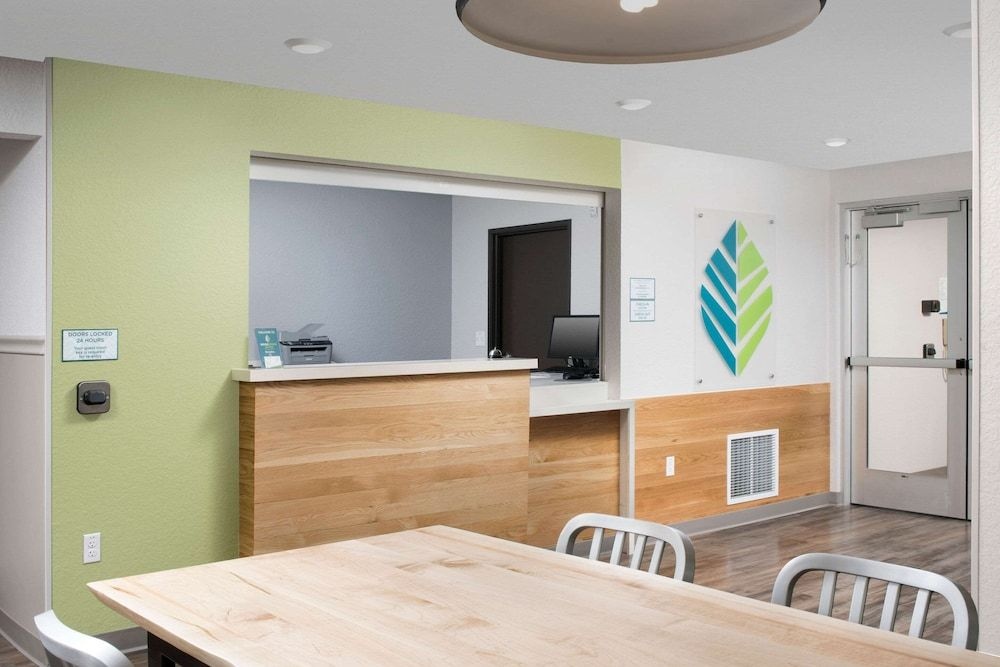 Extended Stay America Select Suites - Tampa - Brandon - East