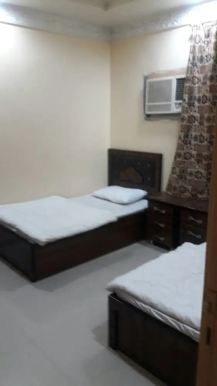 Omseyat Al Sharq Furnished Units 1