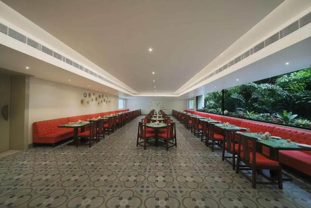 Jade Suites - Luxury Boutique Hotel