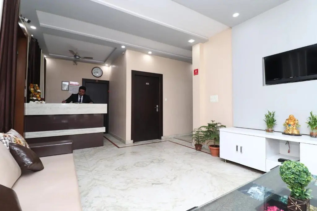 Hotel Aaradhya Residency