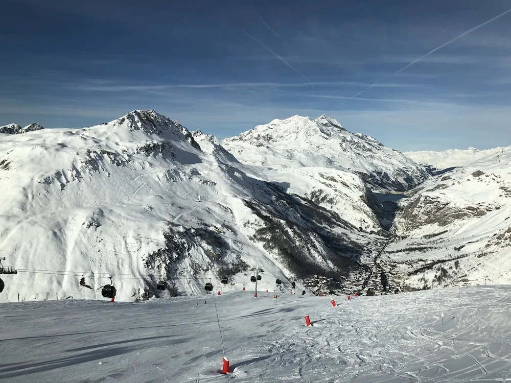 Luxury 8 bedrooms apartment, 380 sq.m. at 2551m. altitude