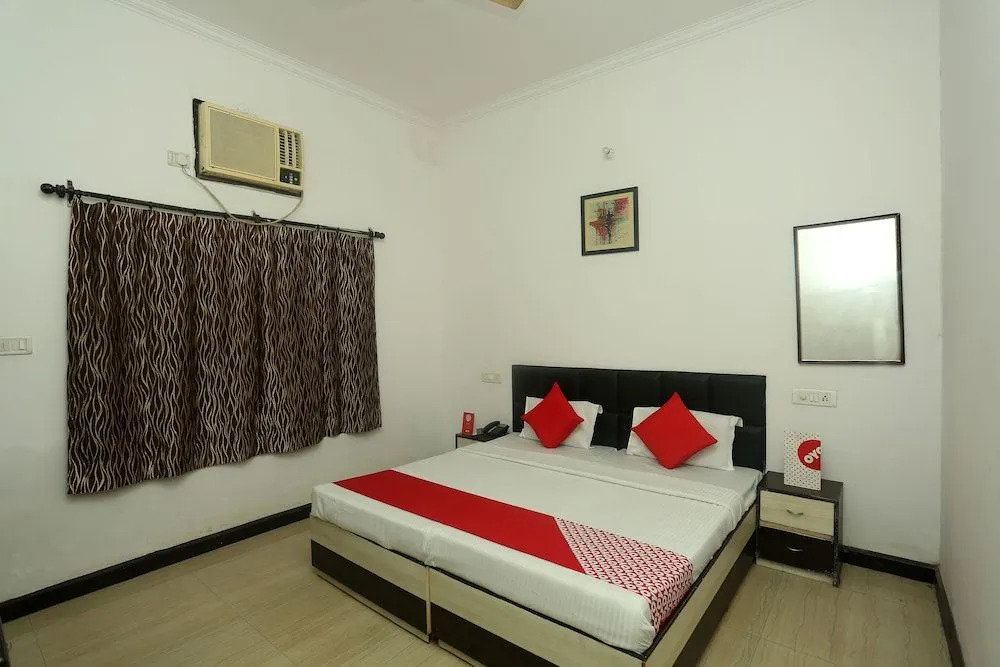 Oyo 18746 Shree Inn