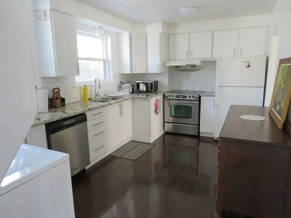 Comfortable Residence in Toronto
