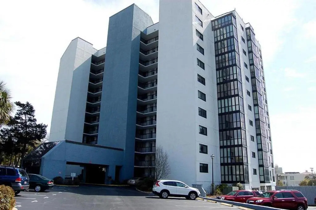 Sea Mark Towers 906