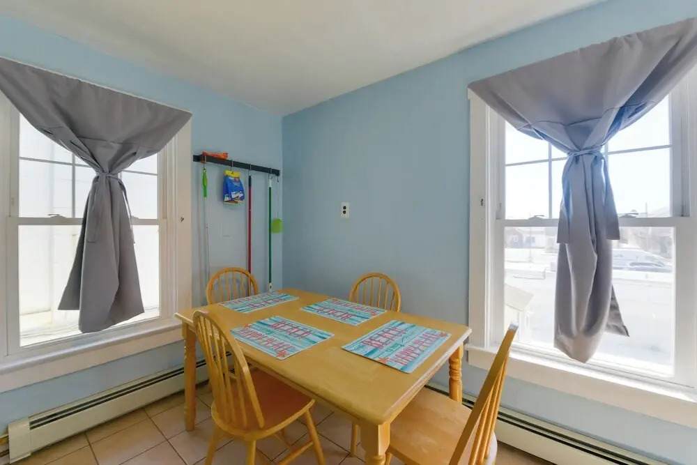 Pet-friendly Apartment in Wildwood < 1 Mi to Beach