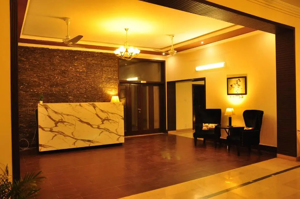 Reina Boutique Hotel - G6