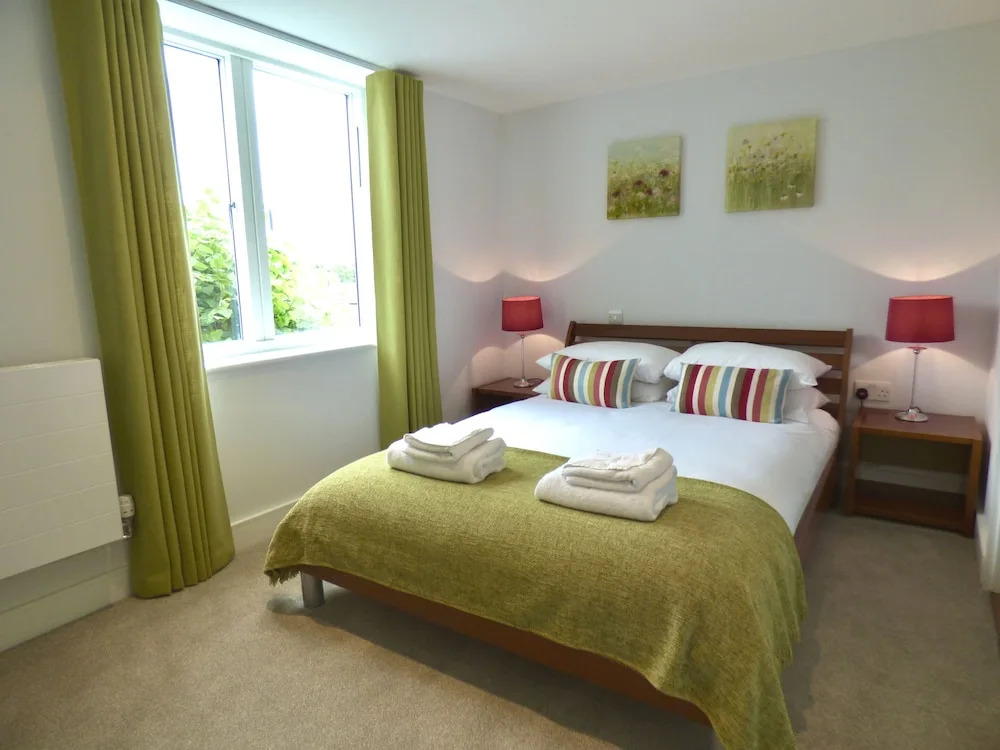 Your Space Apartments - Jubilee House
