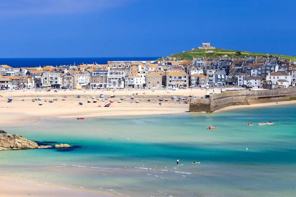 Chy Kerris, Carbis Bay