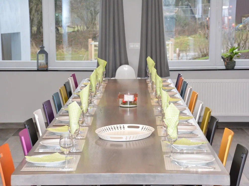 Exquisite Holiday Home in Manhay with Sauna