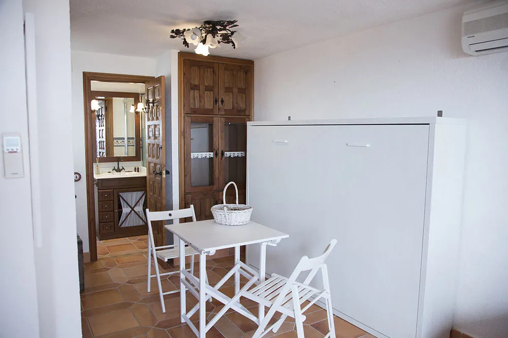 Rustic Med Castell