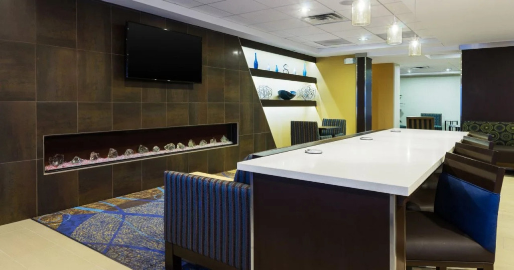 Holiday Inn Express & Suites Midland Loop 250 by IHG
