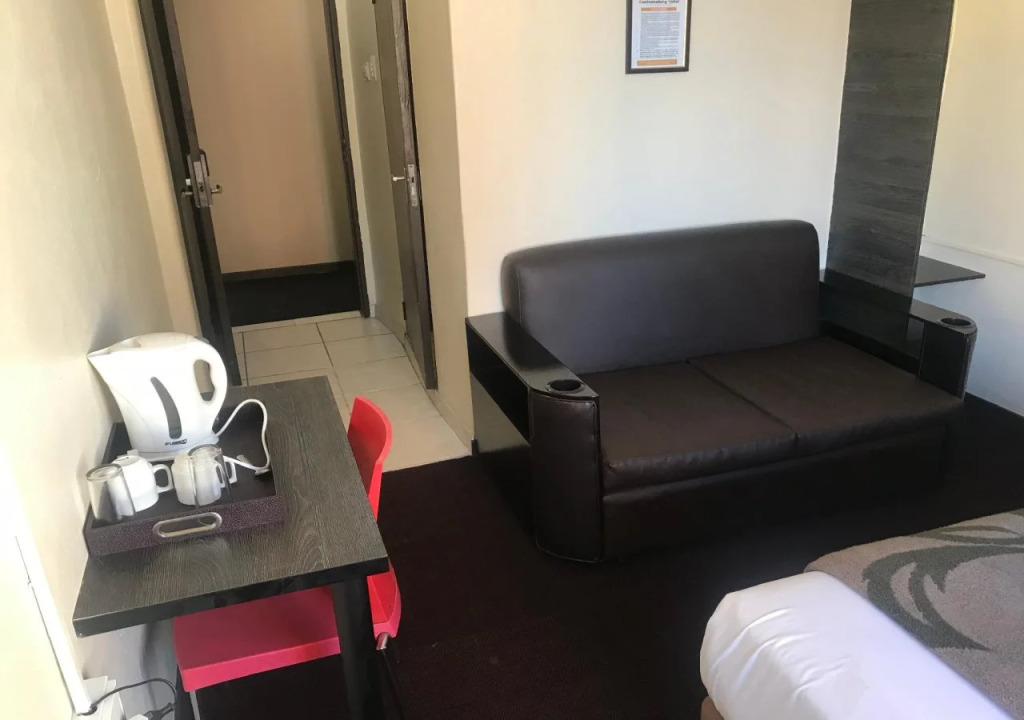 Businessburg Hotel