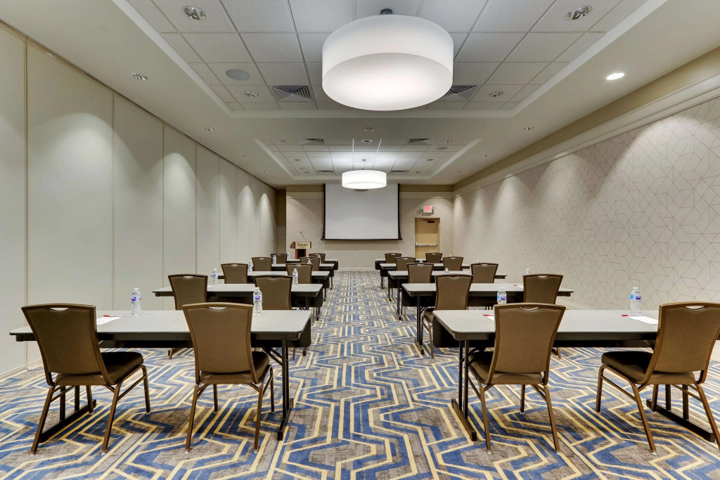 Drury Inn & Suites Lafayette IN