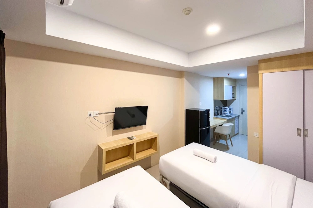 Minimalist Studio At De Prima Apartment Medan
