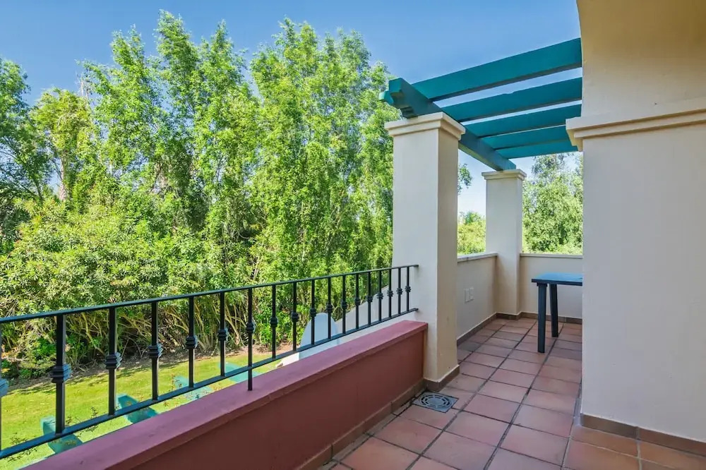 2-bedroom Beachfront Apartment
