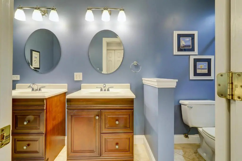154 The Greens 3 BR Shipyard Condo