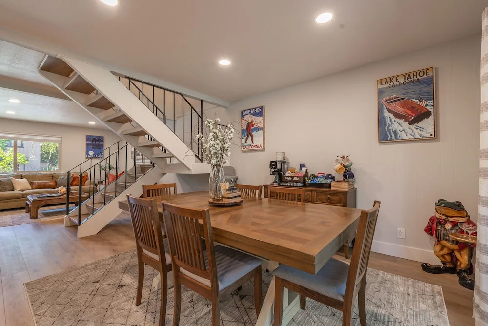 Tahoe City Condo for 8 Slopes Beach Town by Sierra Getaways
