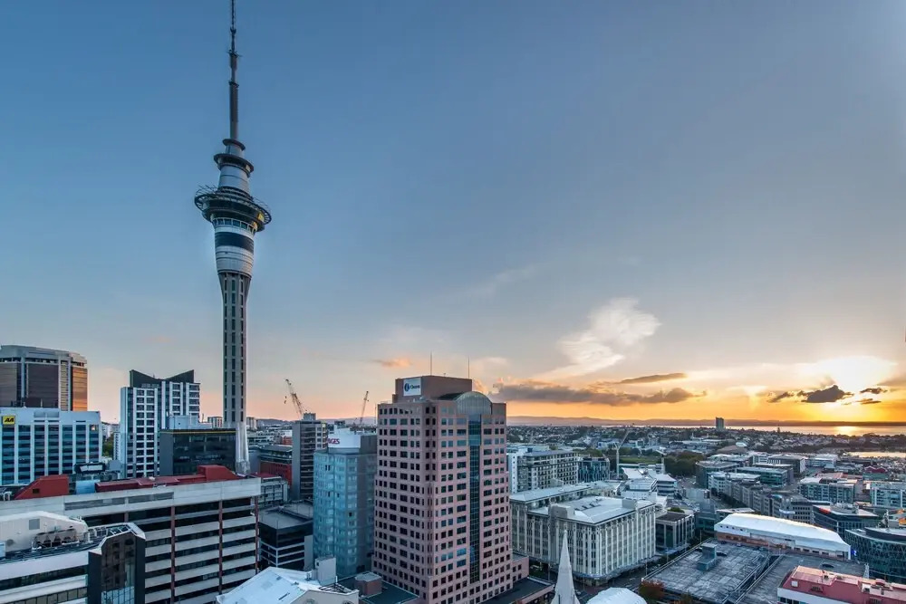 JHT - 1 BRM Apartment, Superb Central, Sky Tower view