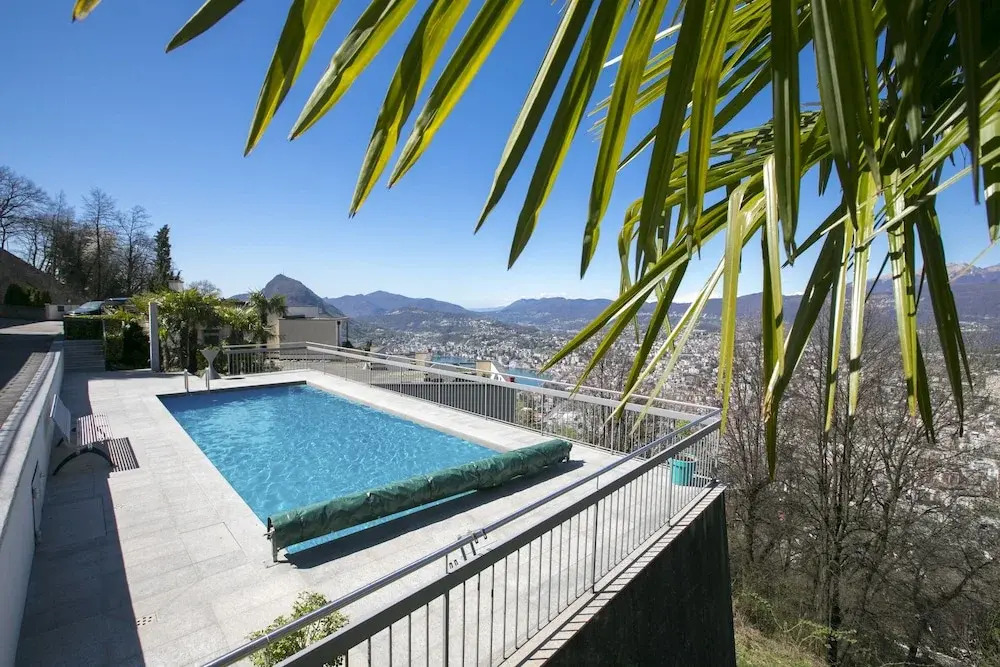 Monte Bre' Apartment