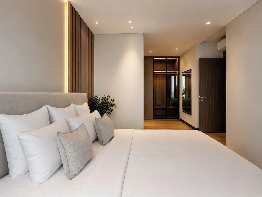 The Nelson Luxury Apartment