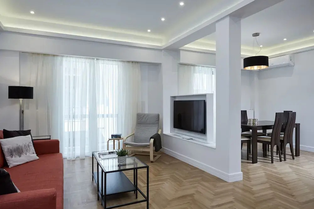 Luxurious Spacious Apt next  Hilton Area
