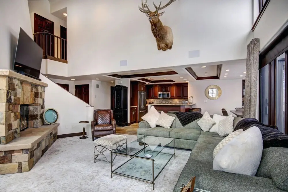 The Pines 412