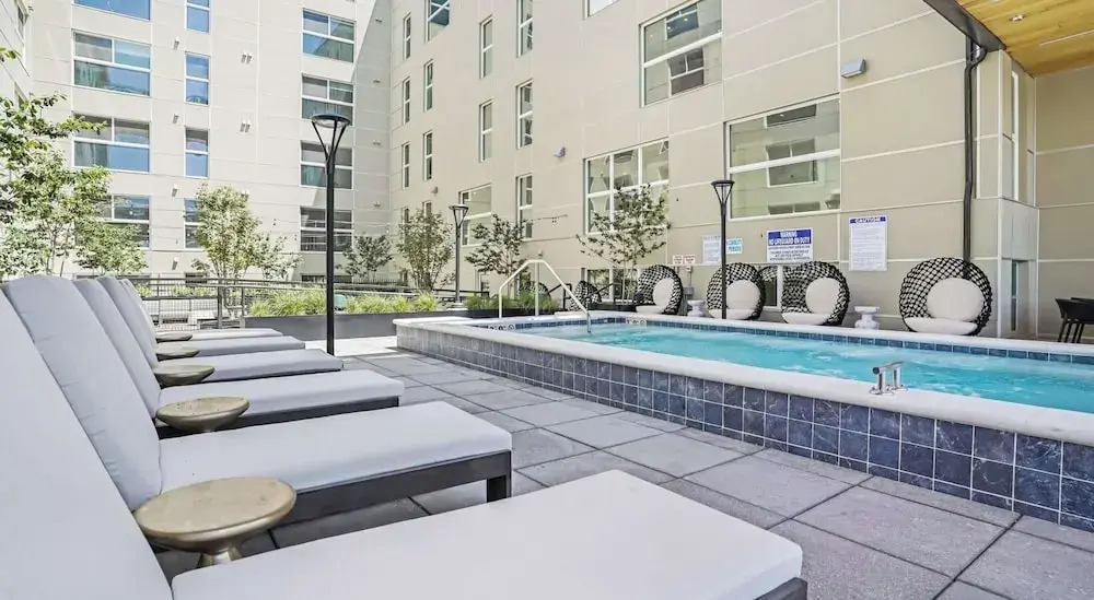 Luxury Central City Escape