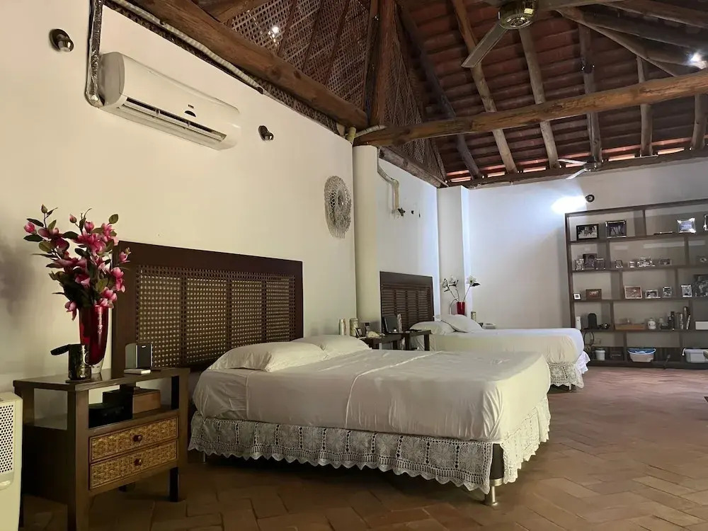 Mahanaim Beach House 20 min from CTG