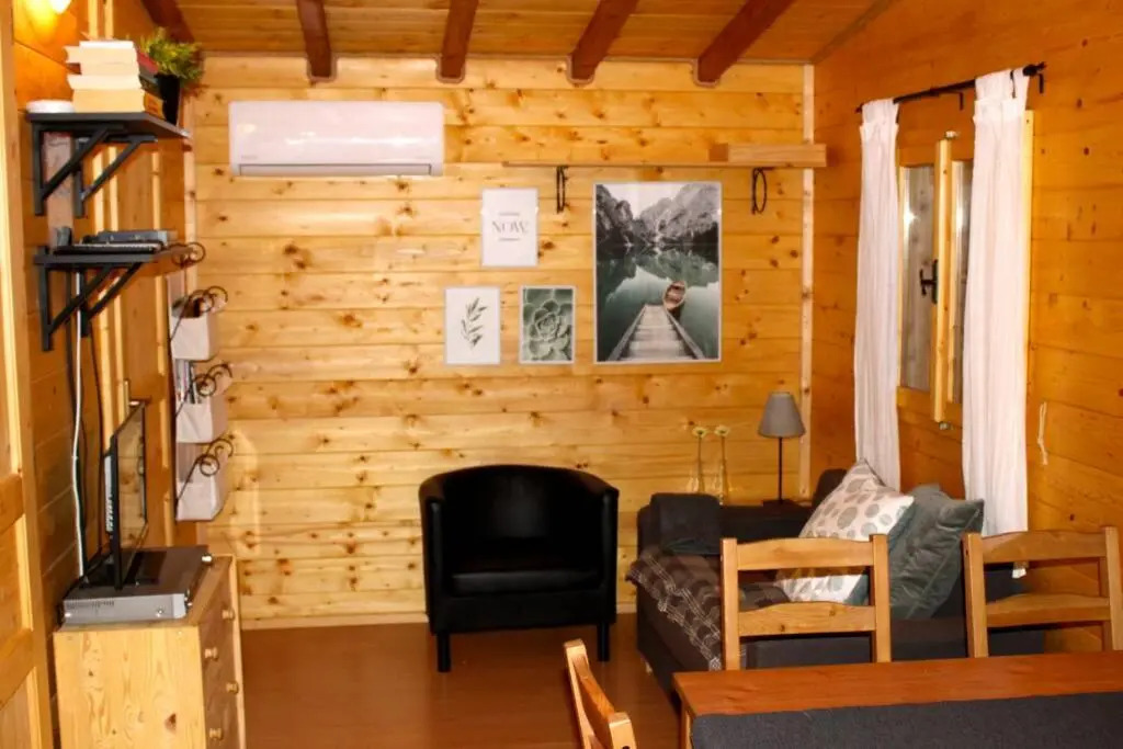 Te huur: 5 persoons chalet aan het Luganomeer