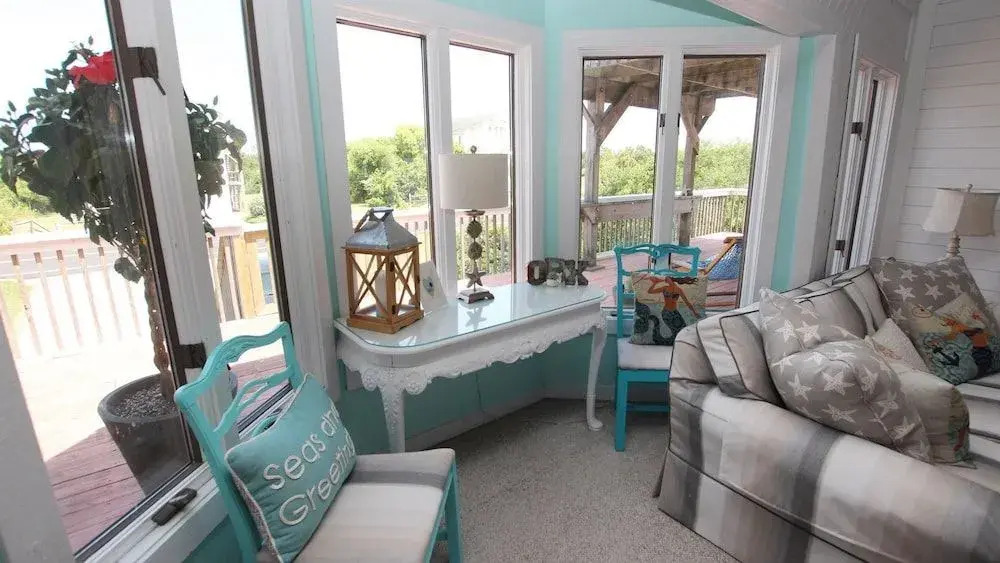 OBX Retreat - 7 Br home by RedAwning