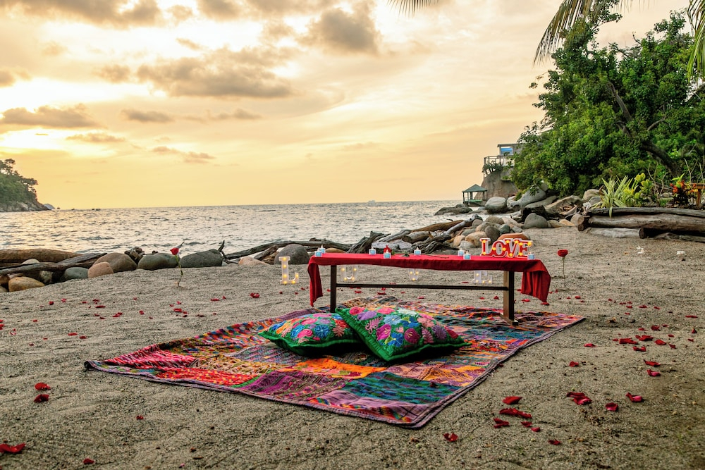 Villa Polinesia Wellness Resort