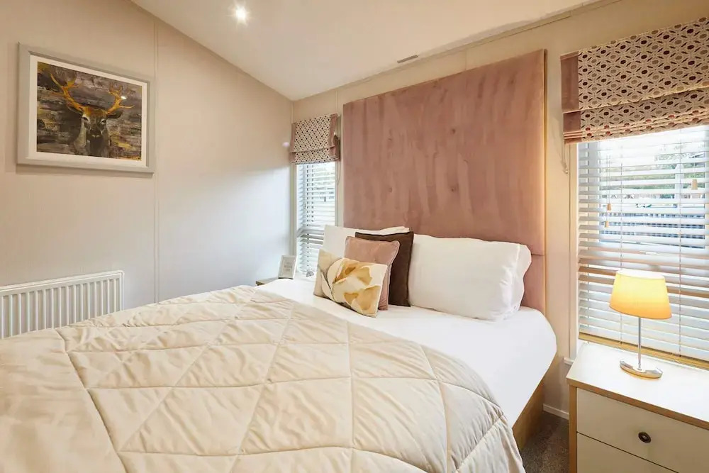 Host Stay Kinship Lodge