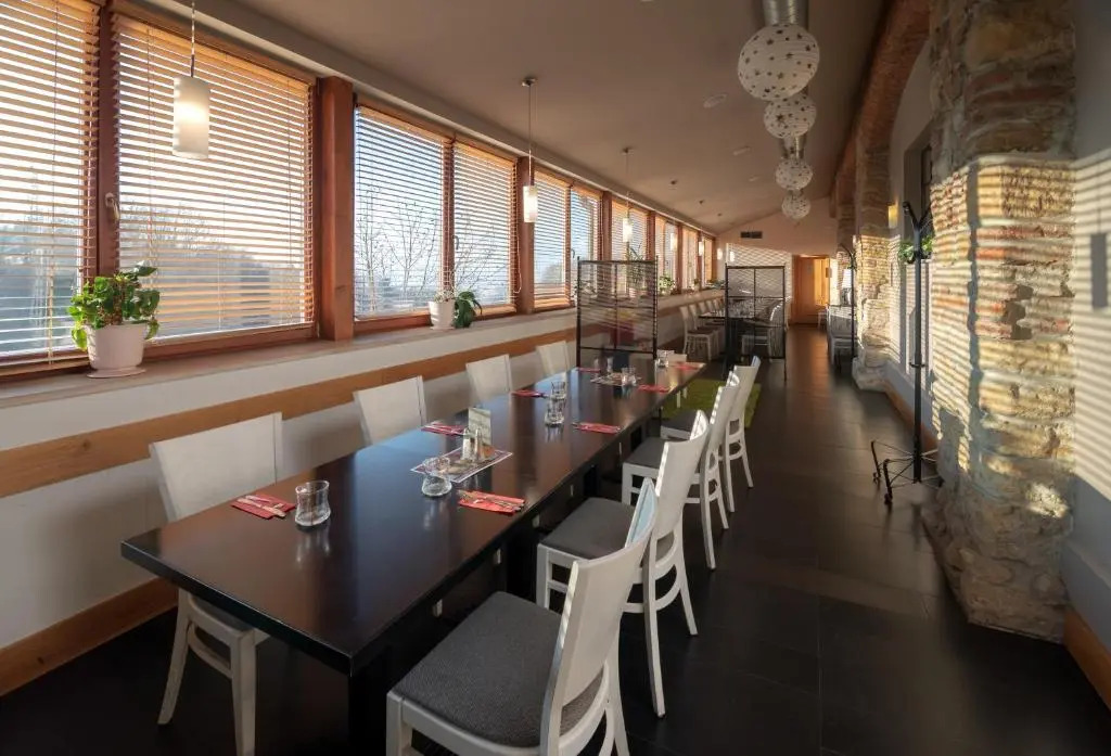 Hotel Chvalská Tvrz