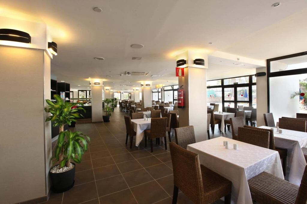 Grupotel Revoli