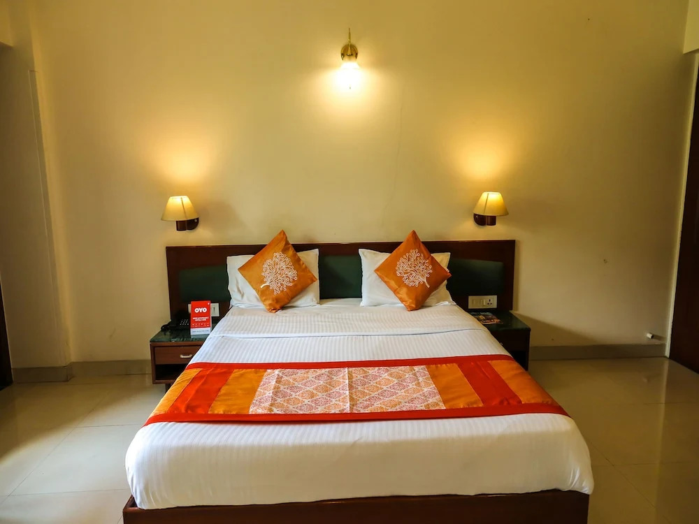Lotus Hotel