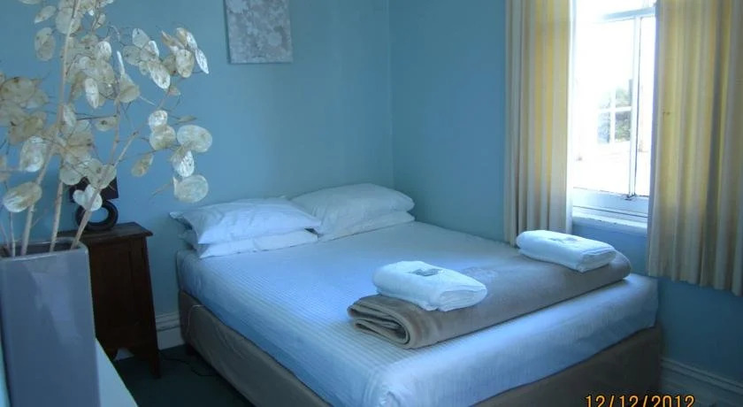 The Cecil Guesthouse
