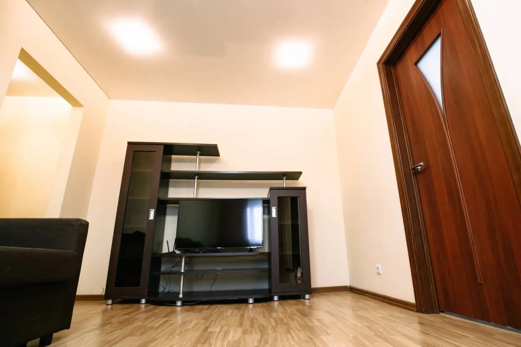 Michurina 15 Chetyrehkomnatnye apartamenty rjadom s KemGU