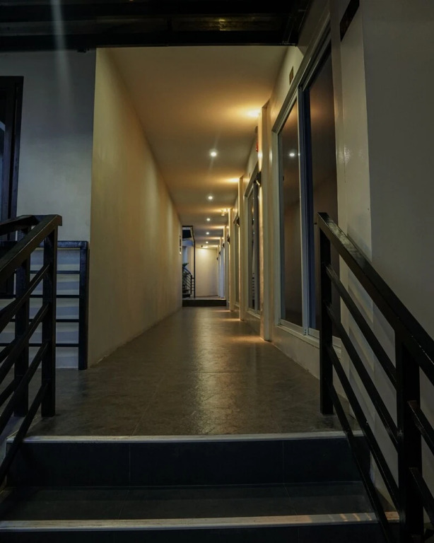 G Hotel