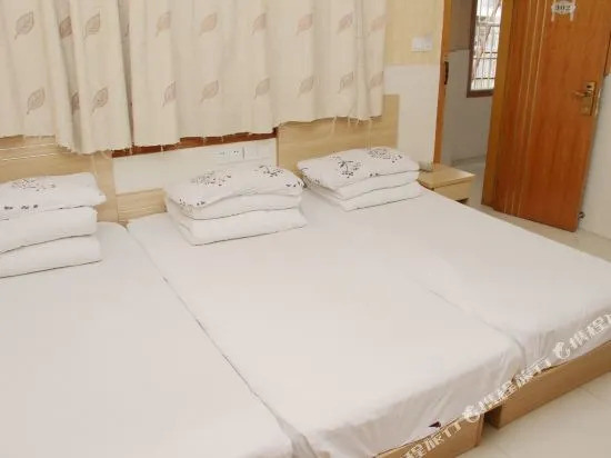 Hubei Road Guest House