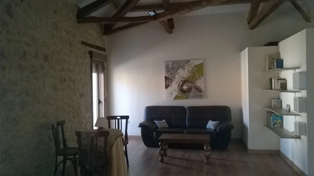House With 6 Bedrooms in Carcelén, With Wonderful Mountain View, Balco