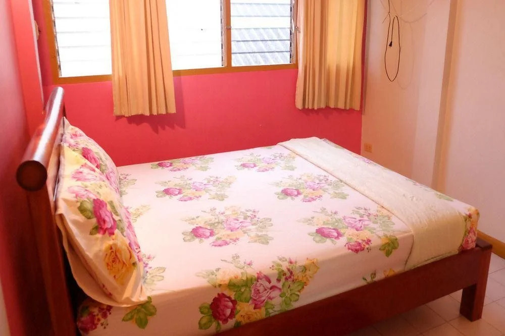 Lucky Guesthouse