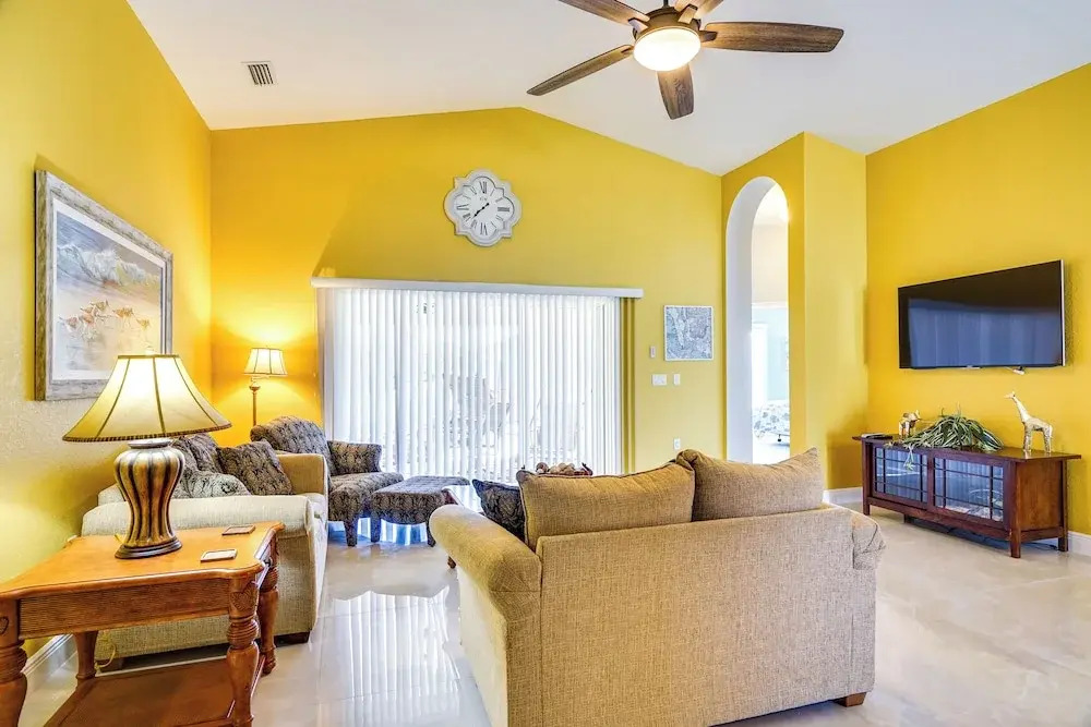 8 Mi to Beach: Cape Coral Home w/ Lanai + Pool