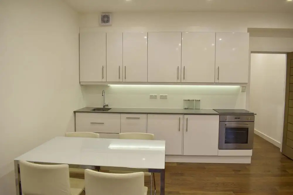 2 Bed Flat In Shadwell