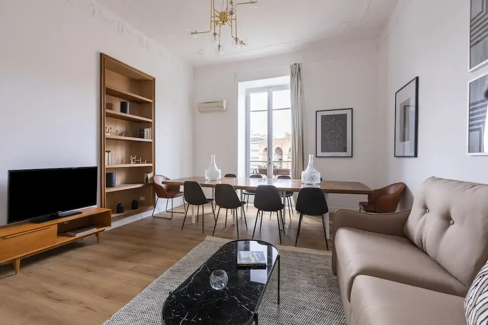 Sonder — Piazza Fiume