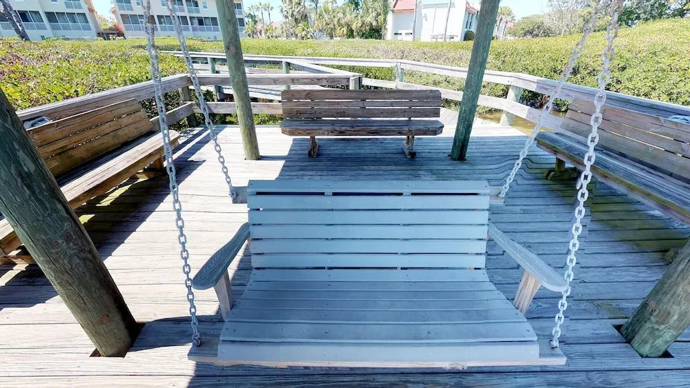 225 Bradenton Beach Club