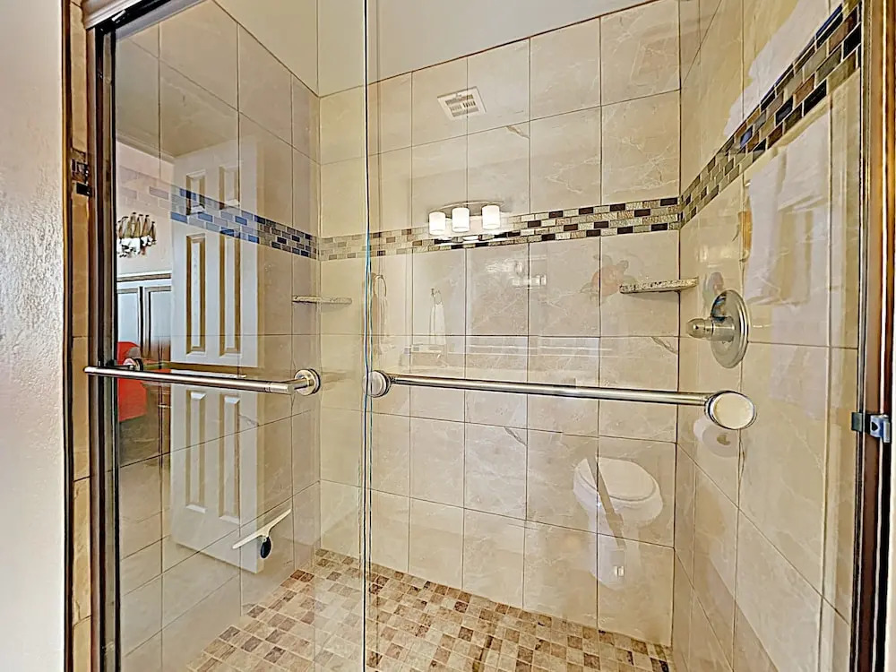 New Listing! All-suite Beachside W/ Pools 2 Bedroom Condo