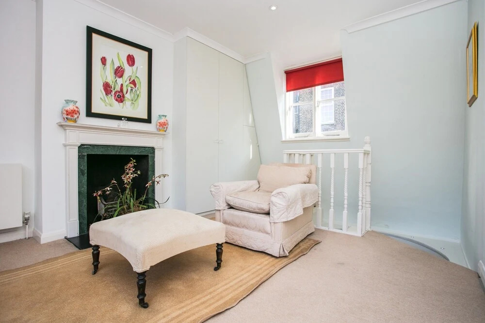 House With Roof Terrace in Pimlico