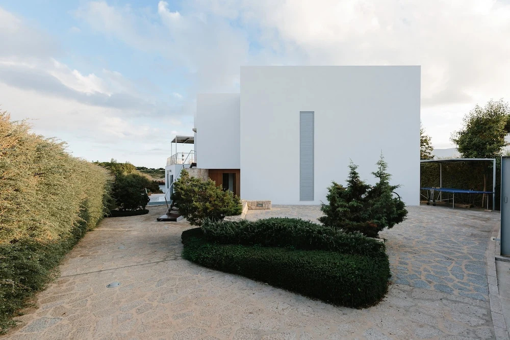 Sea Front Luxurious Villa